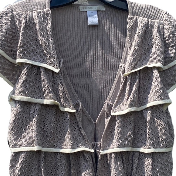 Design History sweater ruffle front cardigan taupe cream Medium - Picture 4 of 13